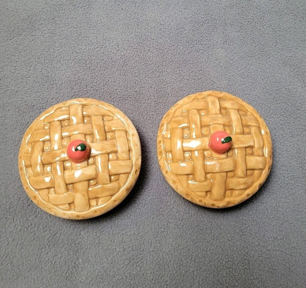 Set Of 2 Apple Pie Ceramic Pie Table Top Decor Home Accents
